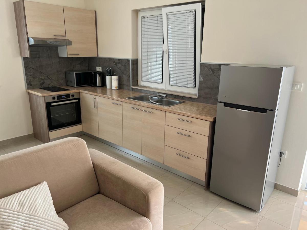 Apartmani Nina I Niko Ugljan Quarto foto